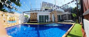 Adparty Pool Villa Huahin 4 Bedrooom With Pool Table, BBQ Facilities & Karaoke