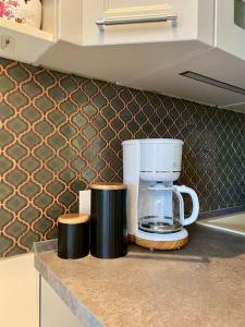 Downtown Studio - Ultra Central with Park View