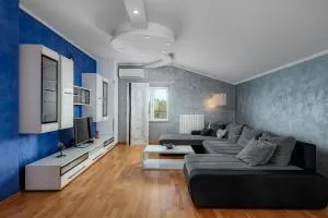 Apartment Danijela - Murine