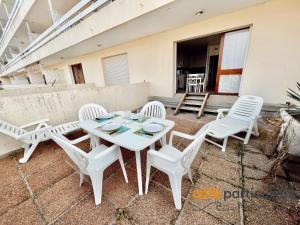 AU PETIT LOGIS - Apt T1 Bis avec terrasse à 500m de lOcéan
