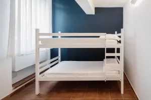 OSTELLO HENRY - 普拉