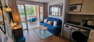 Agay Cap Esterel Village Allée Fleurs - F2 Clim vue golf et mer - Grande terrasse plein sud