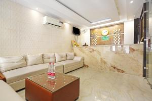 HOTEL ICONIC At Delhi International Airport