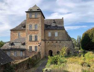 Maisons de vacances Maison O Vitraux - Sublime Maison - Joli bourg d'Aubazine : photos des chambres