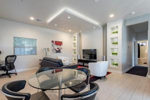 PHX Retreat Modern Home in Historic Neighborhood