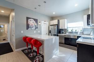 PHX Retreat Modern Home in Historic Neighborhood