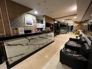 Signature Hotel