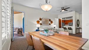 LV105 Upstairs 1 Bedroom Overlooking the Pool