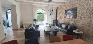 Villa Terra by Festif Azur - House 250m2 Quiet, 5 min walk from Palais des Festivals and Beaches