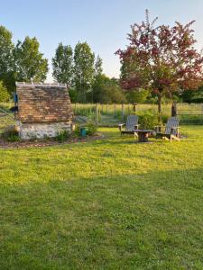 B&B / Chambres d'hotes Maison de Campagne Le Patis aux Chevaux proche circuit 24H et Le Mans : photos des chambres