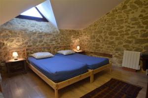 B&B / Chambres d'hotes chambres d'hotes N7 : Chambre Quadruple avec Salle de Bains Commune