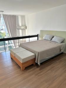 Saint Sebastian Flat 307 - Com Hidro! até 4 pessoas, Duplex, no centro