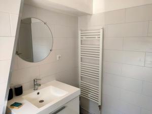 Appartements Venise - Maison avec exterieur a Reims : photos des chambres