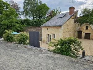 Maison 2-3 pers semi-troglodyte Angers-Saumur - Grézillé