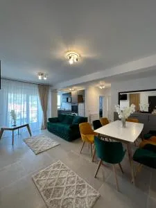 Apartamente Ariniș - 古拉哈莫卢洛伊