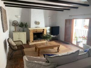 Cute pueblo house in heart of Javea old town