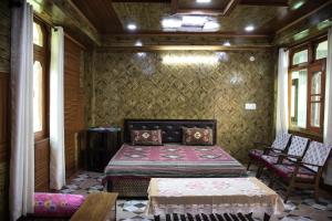 Aaruhee Homestay
