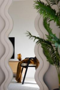 Kahlo Alexandria - Stylish 2 bdrm Walk to Train