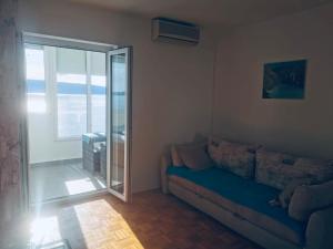 SUZANA Beautiful balcony sea view 1