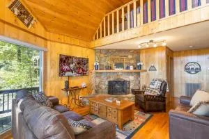 Beary Blessed Cabin - Fleetwood