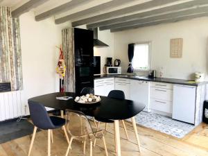 Maisons de vacances . Le Cocon . Gites Chez Morgane & Thomas : photos des chambres