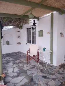 COSY STUDIO IN ALLOPRONOIA SIKINOS - Alopronia