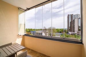 Sea Garden Heaven 2BR Apartment with Free Parking