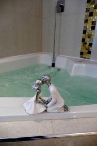 EDIFICIO RIVERFRONT II PISO 9 - SUITE 911-2 con ACCESO ÁREA SOCIAL