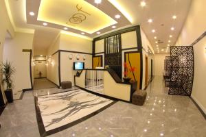 Roof 264 Hotel & Suites