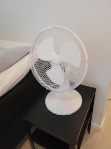 Bright studio apartment on the 6th floor