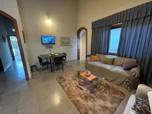 Amplio Departamento 3 habitaciones, excelente ubicación - Fernando de la Mora