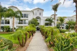 633 Top Floor Corner Condo inside the gates of the Resort - La Costa