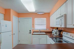 Lani Kai 103 by Vacation Homes Collection