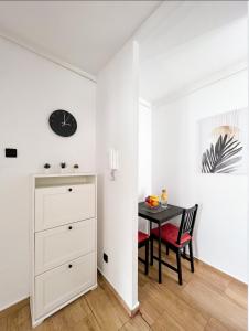 Strict Center Apartment With Large Terrace