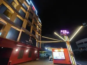 HOTEL Iz bayside 大人専用 - Funabashi