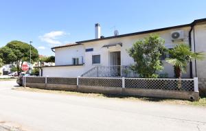 Apartments with a parking space Umag - 21359