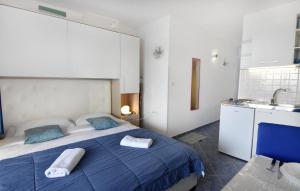 Apartments by the sea Savudrija, Umag - 20295