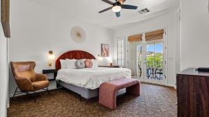 LV020 Upgraded LV Studio with a Private Balcony