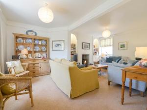 4 Coastguards Cottage