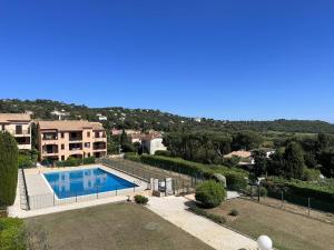 Appartements Appt Haut Standing, Balcon, Piscine, Internet, Parking - FR-1-726-27 : photos des chambres