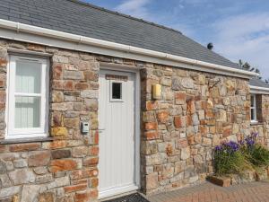 Tyn Towyn - Bwthyn Carreg