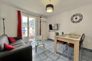 Luminous cocoon near the beach