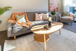 Cozy 3 bedroom near Hagley Park wGarage