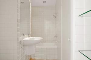 15 84 Peregian Court Resort