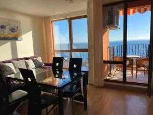 Sea view apartment in Sveti Vlas - Елените