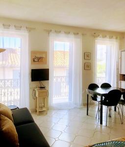 Appartements Appart. 2 pers. Centre-ville. Plage , animations : photos des chambres