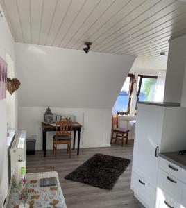 Ferienwohnung "Möltenorter Strand"