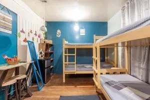 AZUL: Grove area, 2 min walk to UPLB Gate - Calasuche