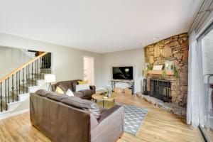 Cozy Helen Vacation Rental Near Village!