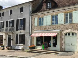 Maisons de vacances Town house Jumilhac-le-Grand : photos des chambres